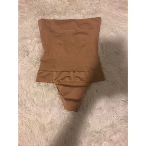 Victoria Secrets Waist Clincher thong